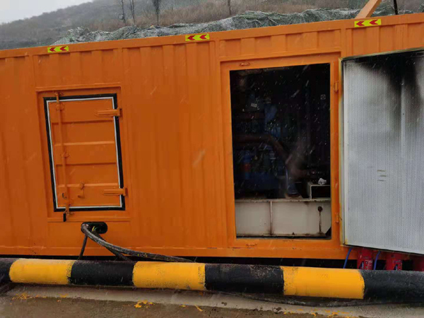 清苑发电车出租-应急柴油发电机组选什么样的比较好？