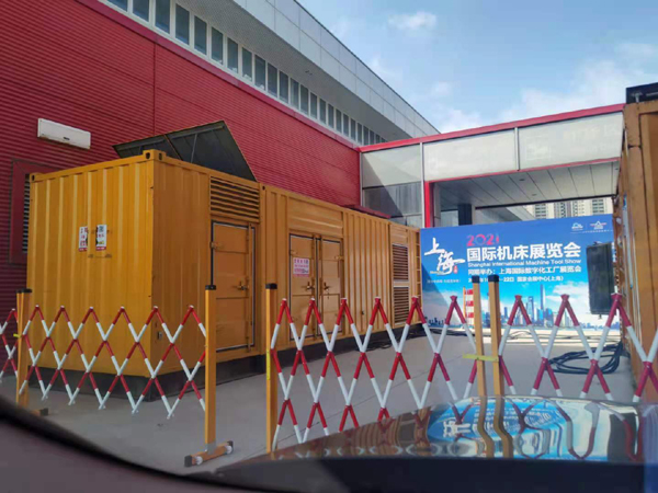 清苑出租发电机-柴油发电机和汽油发电机哪个更好一些？