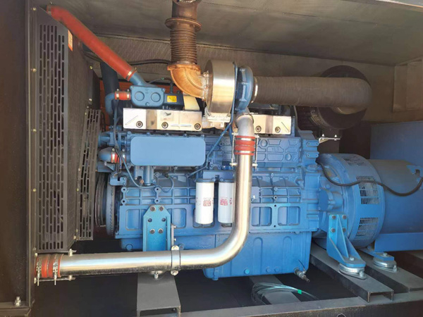 清苑柴油发电机组一般有几种电压输出？